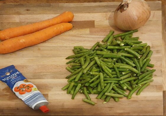 Ingredients for green beans